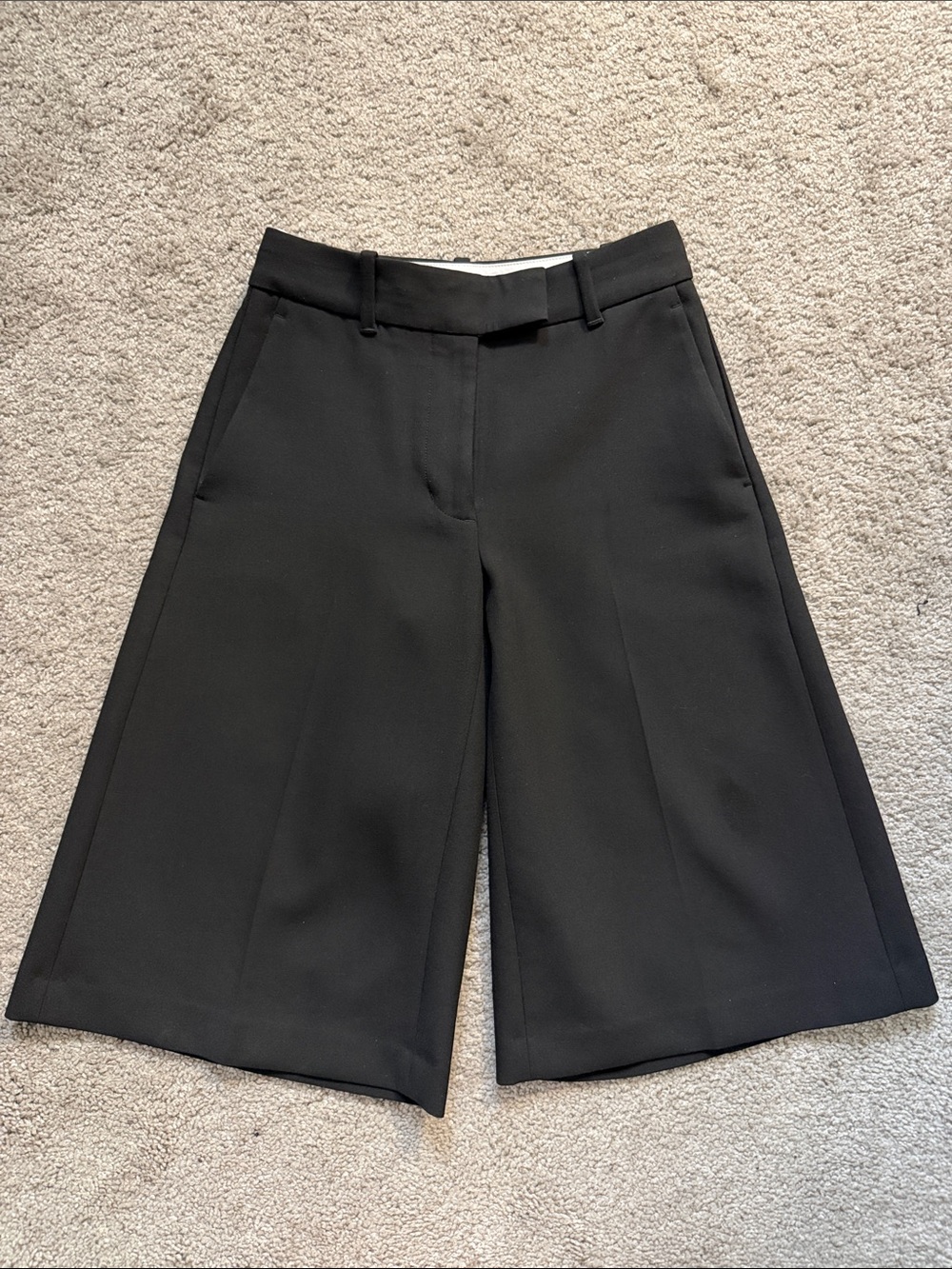 aritzia bygone trouser shorts